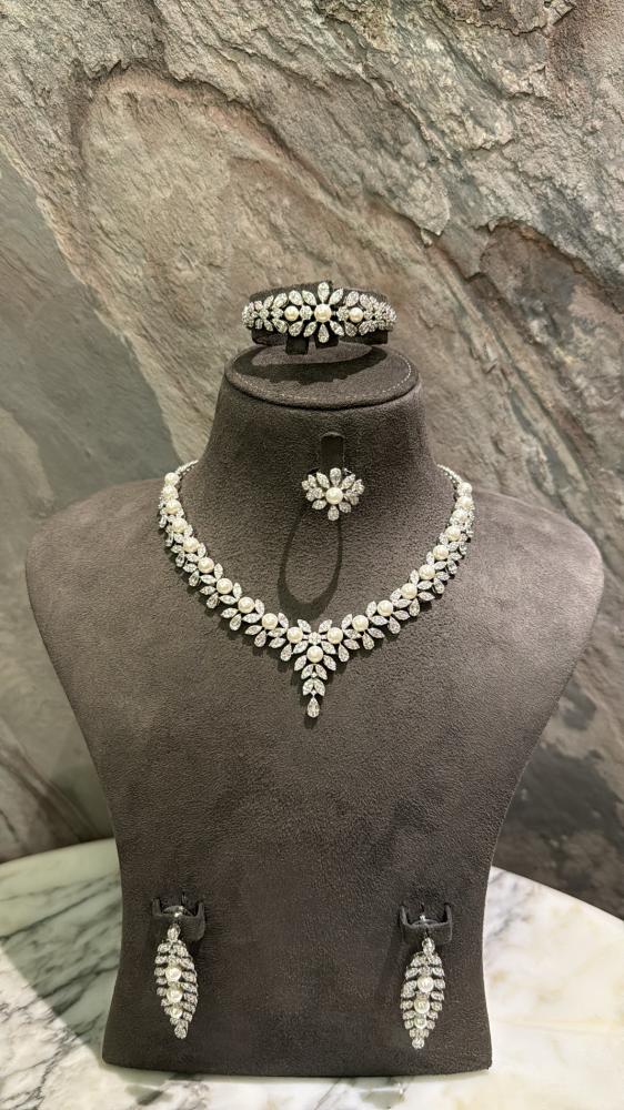 طقم تصميم الماس