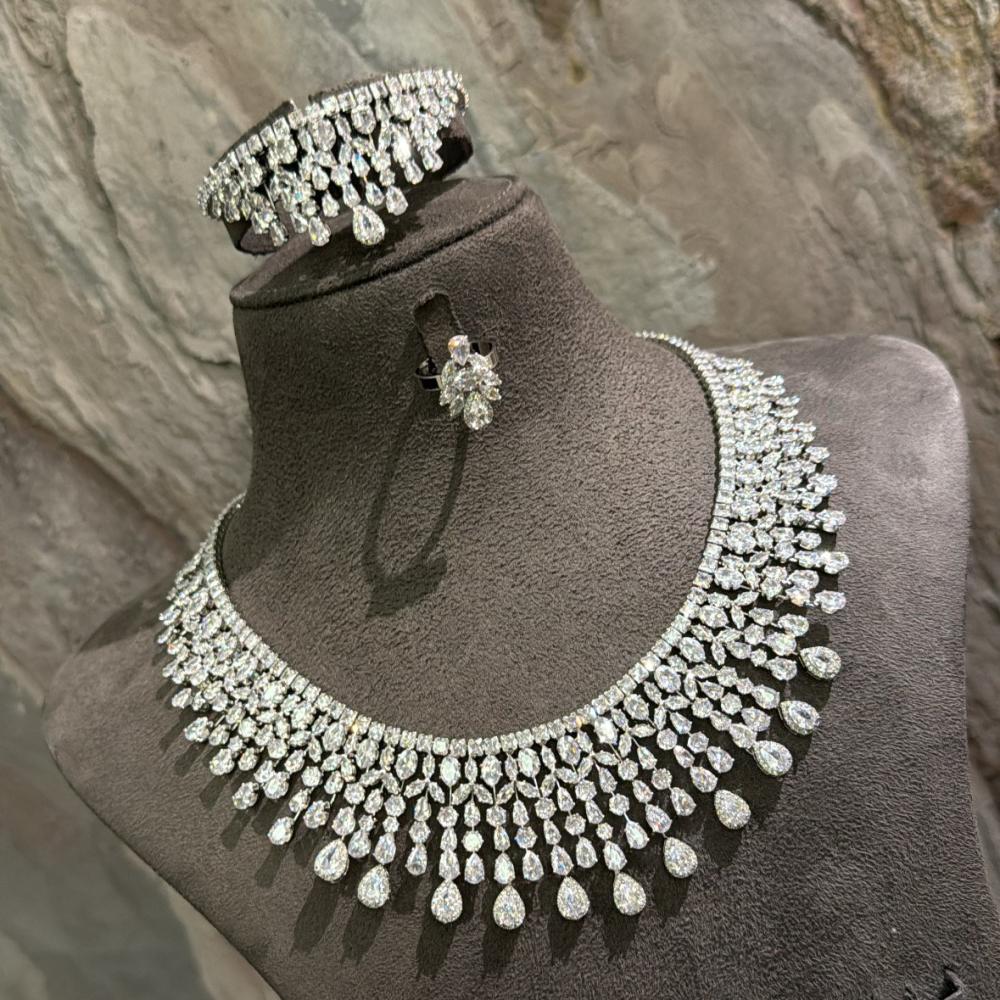 طقم تصميم الماس