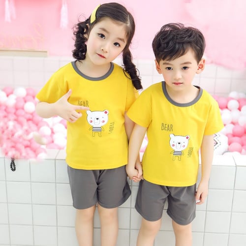 شورت ولادي بناتي اصفر ورمادي