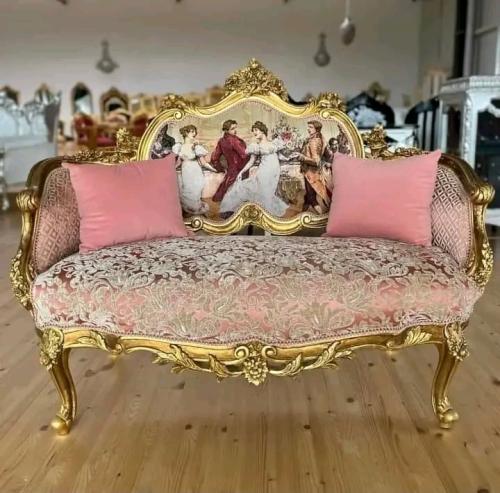 كنبة كلاسيك انتيك