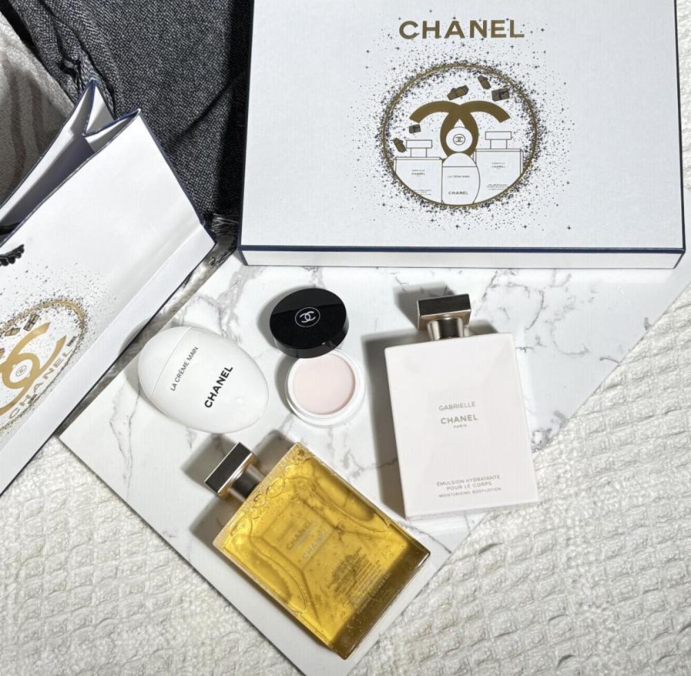 Gabrielle Chanel Collection with Accessories | Java Boutique