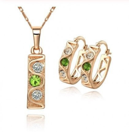 طقم مجوهرات مطلي بالذهب أقراط أذان وتعليقة