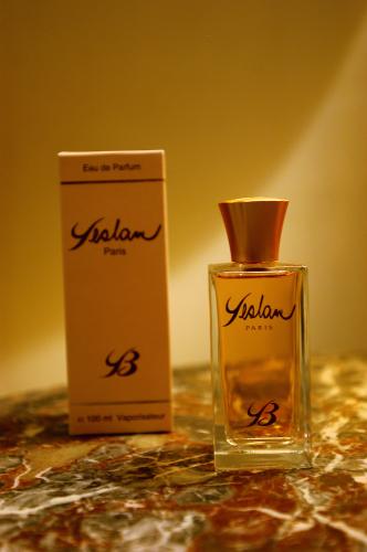 عطر يسلم باريس Y3 او دو بارفيوم 100مل