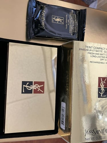 2ves Saint Laurent Teint Compact Hydra Feel MAKEUP 2