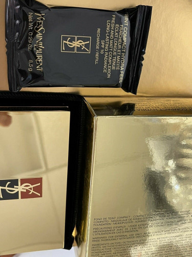 Yves Saint Laurent Teint Compact Hydra Feel MAKEUP 1