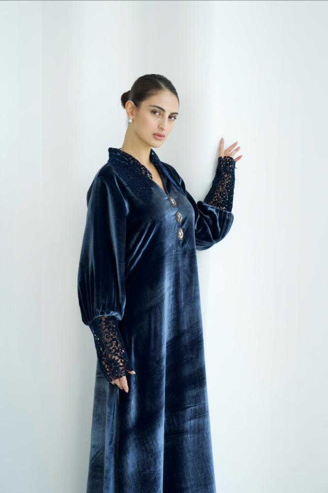 #127 | فستان مخمل