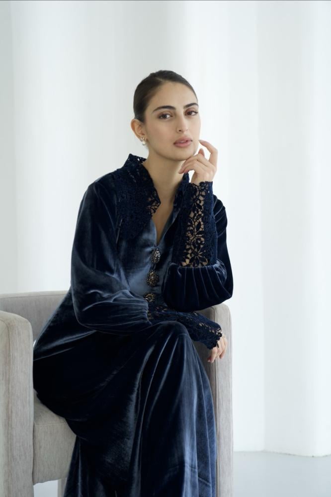 #127 | فستان مخمل