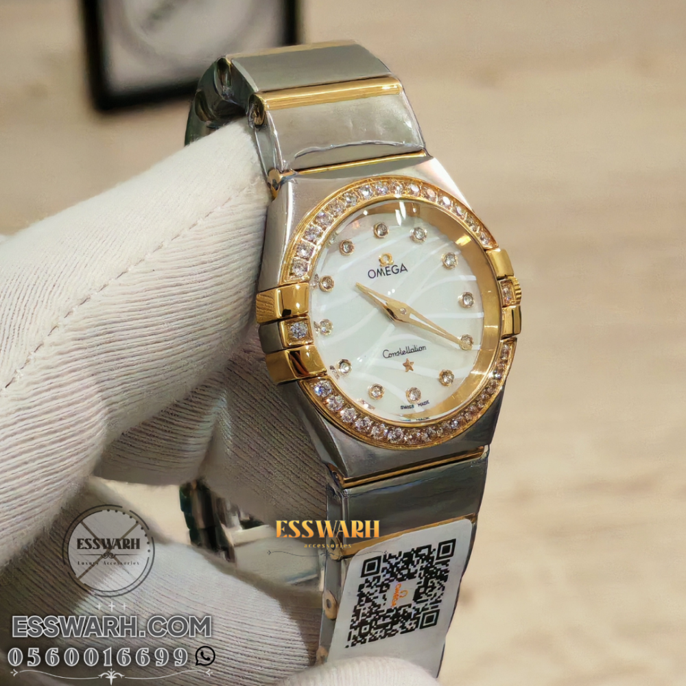 Omega Women's Watch Mother of Pearl Dial with Engraving Size 30 with Stone Bezel