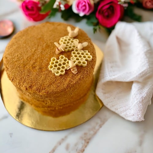 كيكة العسل الروسية سادة