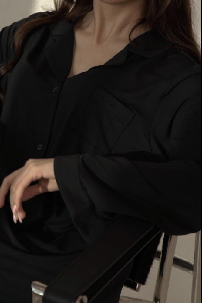 اسود | Black