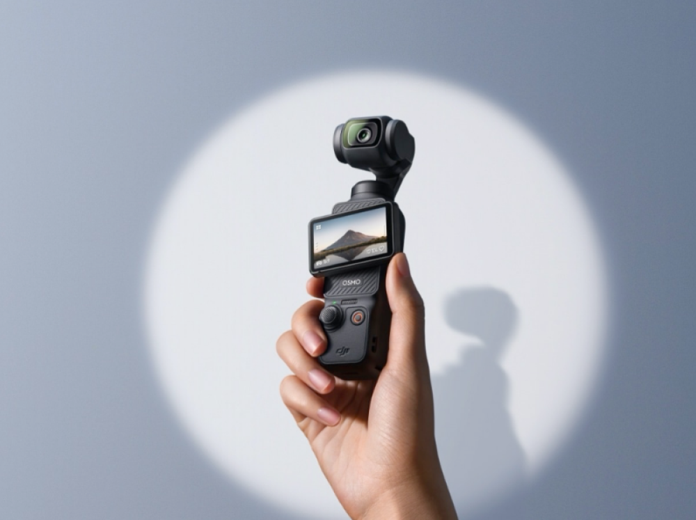DJI Osmo Pocket 3 Creator Combo – رفيقك المثالي لصناعة المحتوى