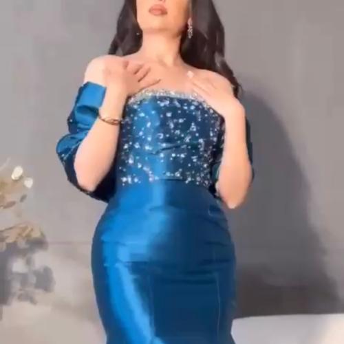 فستان نسائي