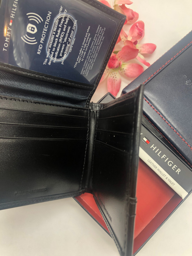 محفظة رجالي tommy