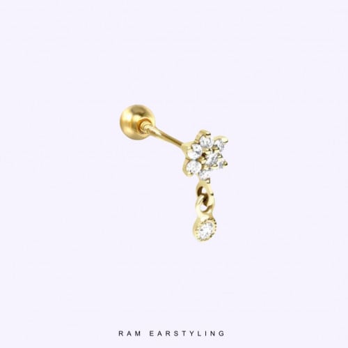 Flower stud - gold