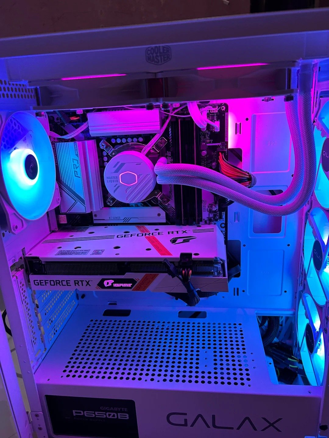MSI Revolution White