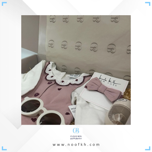 طقم فستان بينك بقلوب حمراء