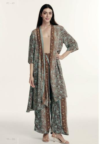 الطقم الصيفي المنسدل بطبعات زهرية جذابة A-00216