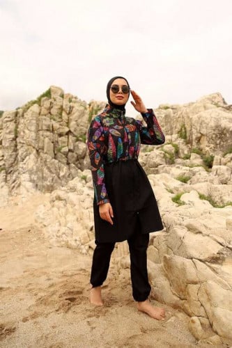 ملابس سباحة للمحجبات باللون الاسود ونقوش اوراق الشجر الملونه A-00108