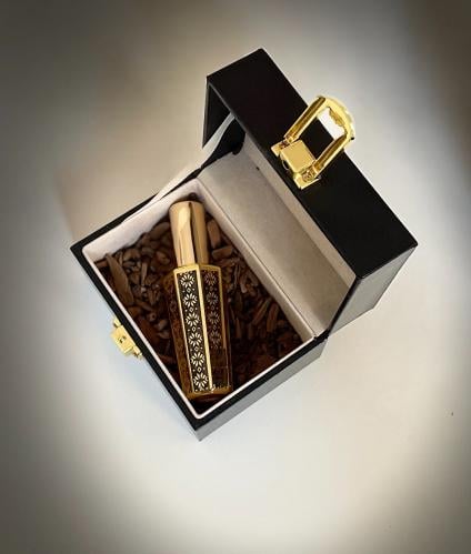 عطر كمبودي معتق 15ml