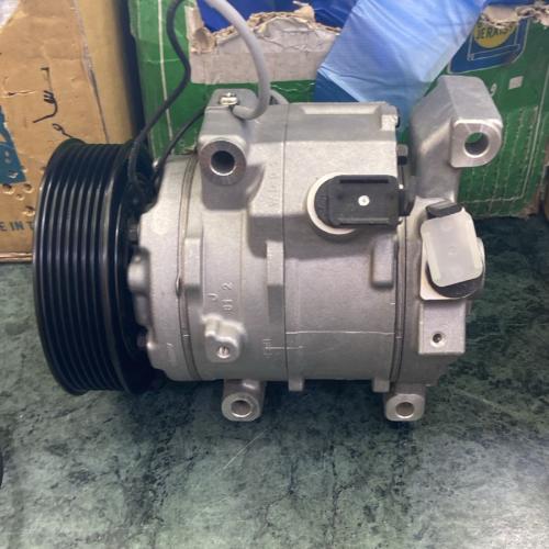 #13165I كمبروسر مكيف هايلكس 2016-2019 مع كلتش ؟ COMPRESSOR TOYOTA HILUX 2016-2018 W-OUT CLUTCH 12V