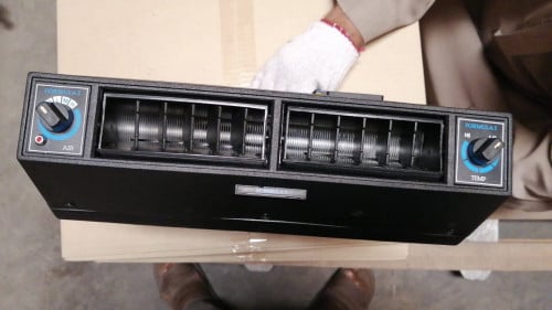 EVAPORATOR UNIT BEC-323-100 24V W-BIZEL No 10706T  شنطة تبريد تايلندي