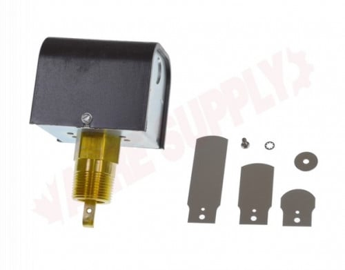 WATER FLOW SWITCH FS4-3 MCDONNELL 114400 No 01779A  فلو سوتش ماء 1 بوص