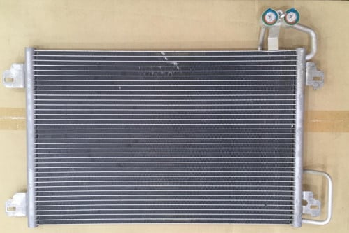 CONDENSER RENAULT MEGANE AND LAGUNA 99-03 No 12880K  كوندنسر رينو