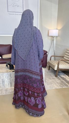 عبايه شيفون مبطنه مع طرحه شيفون بقصه نص كلوش