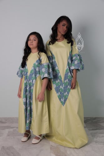 ثوب اخضر قطن ودانتيل