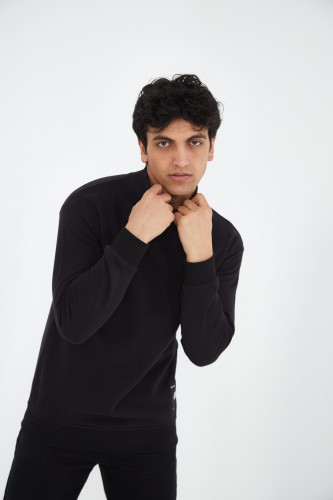 هاي نك كاجوال أسود