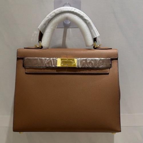 ليلي اند بين لارج