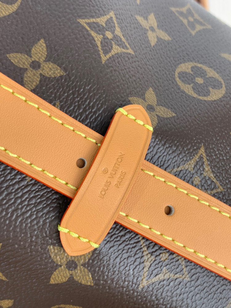 LOUISVUITTON-CARRYALL-