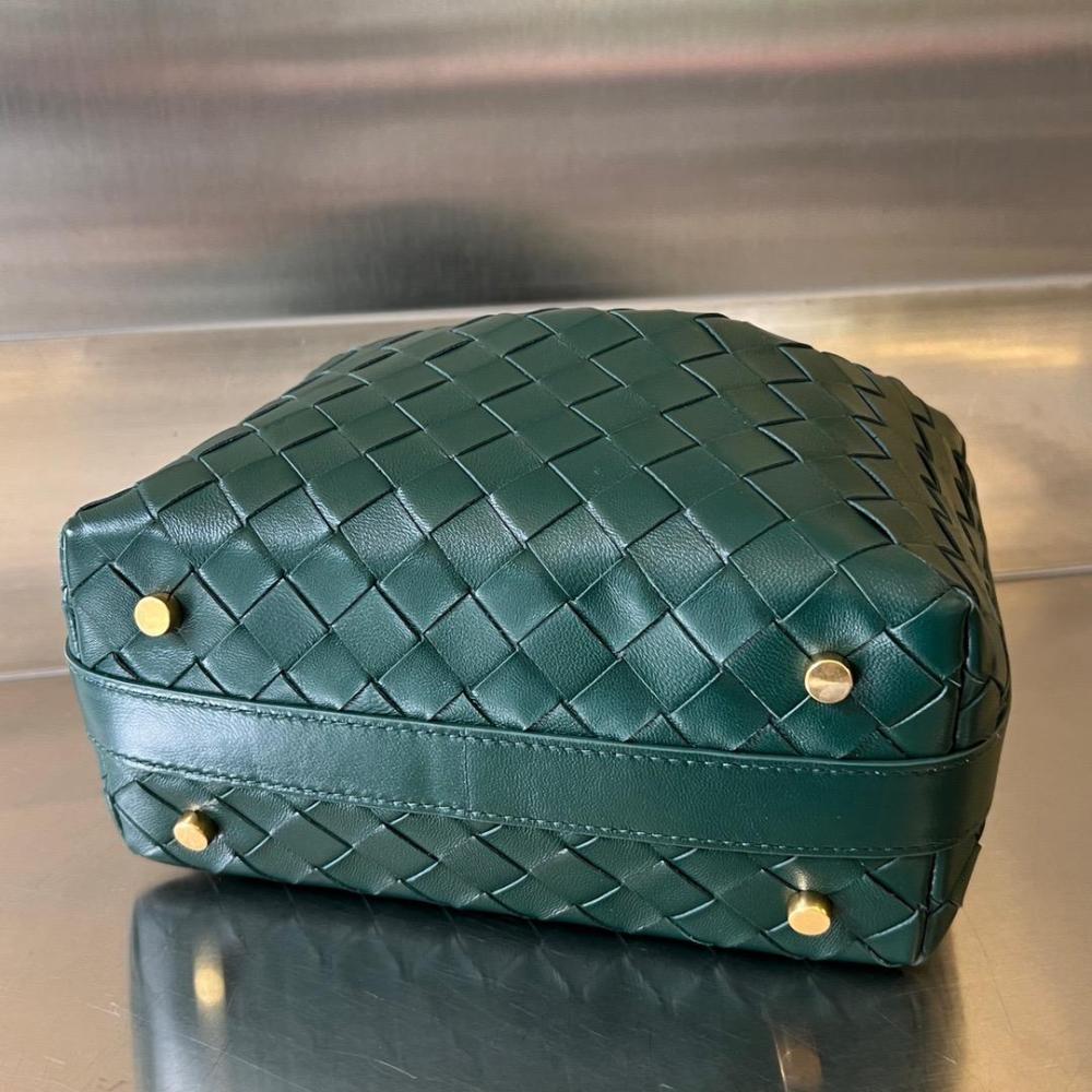 BOTTEGA