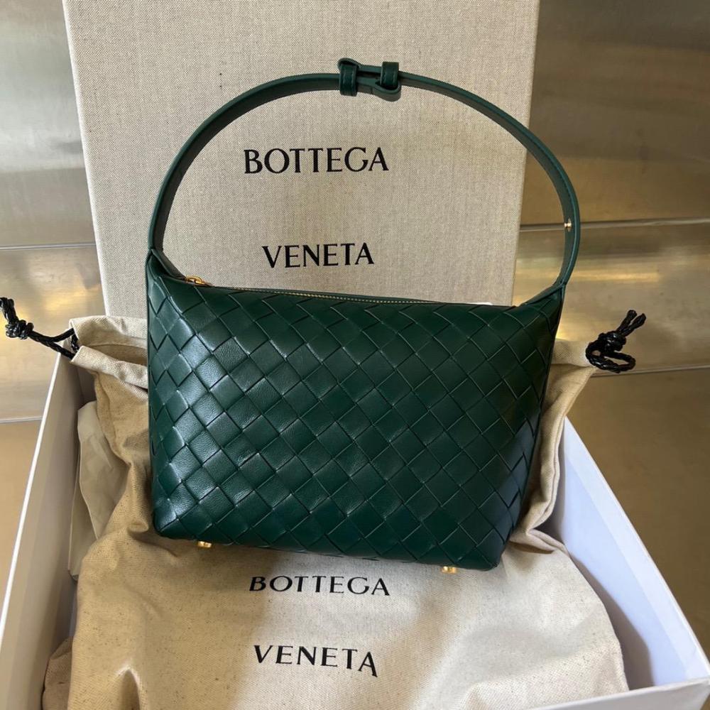 BOTTEGA