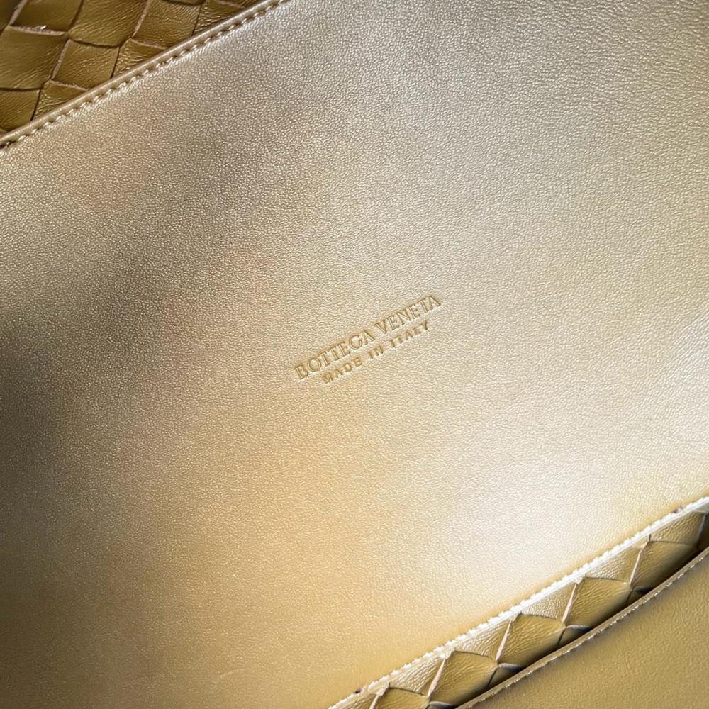 BOTTEGA