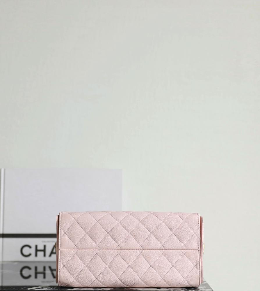CHANEL- hobo