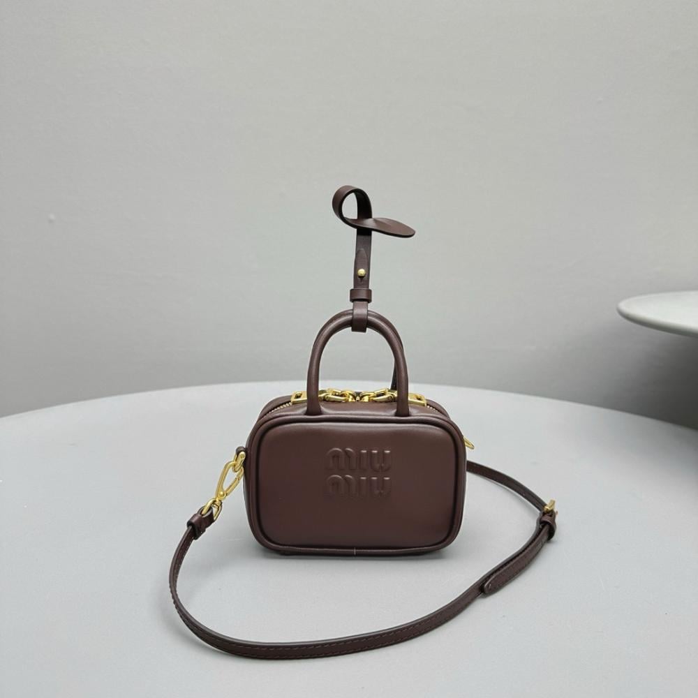 MIU MIU