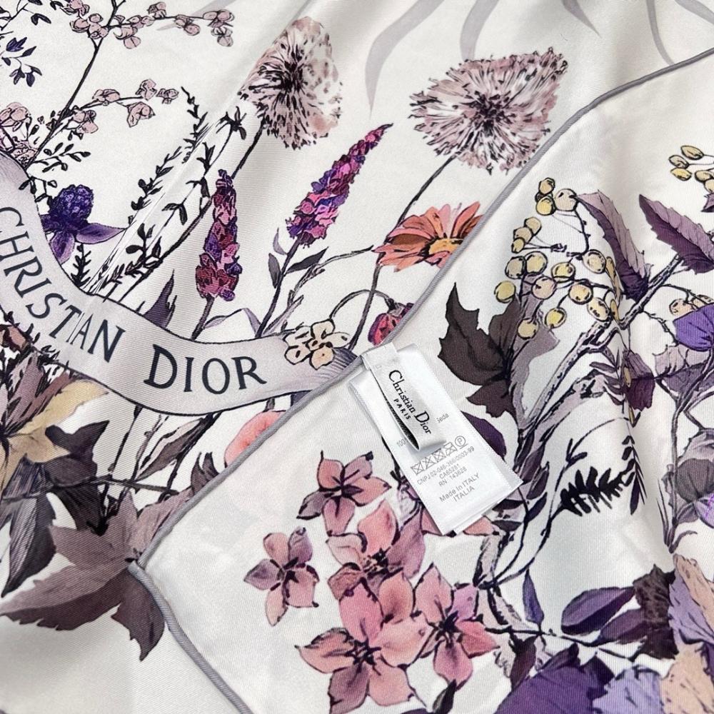 DIOR