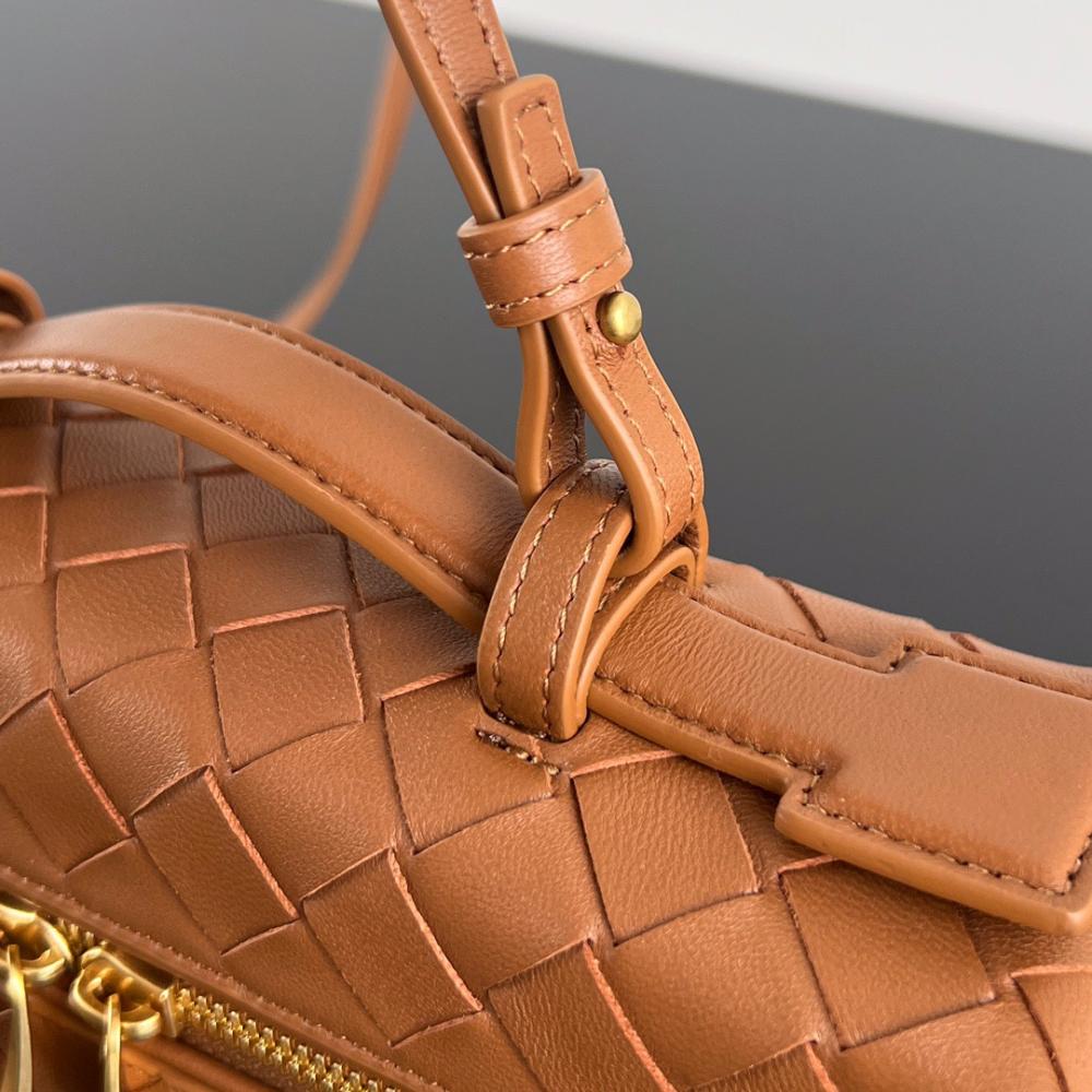 BOTTEGA