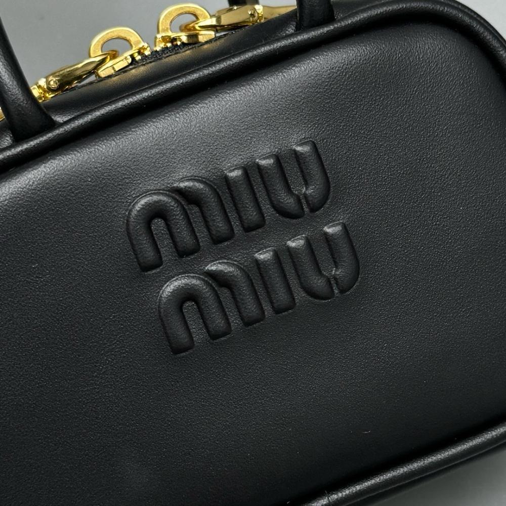 MIU MIU