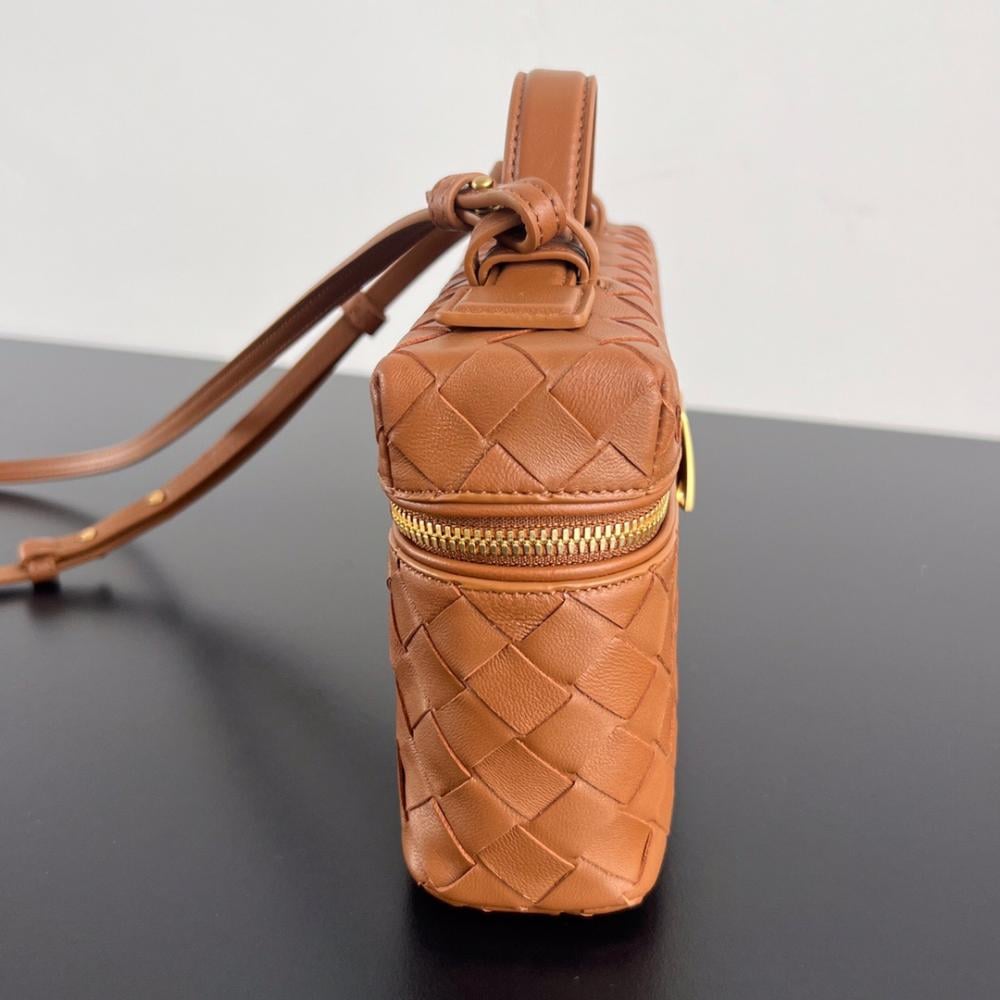 BOTTEGA