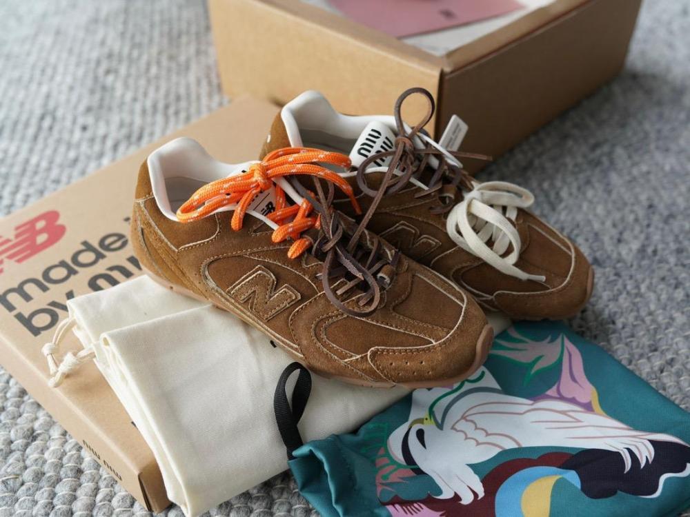MIU MIU & New Balance