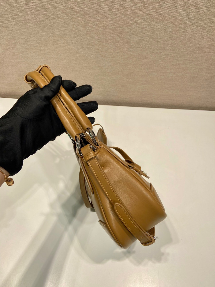 Prada- mini