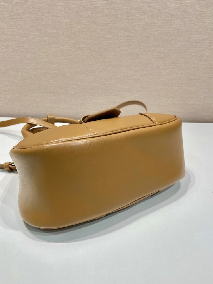 Prada- mini