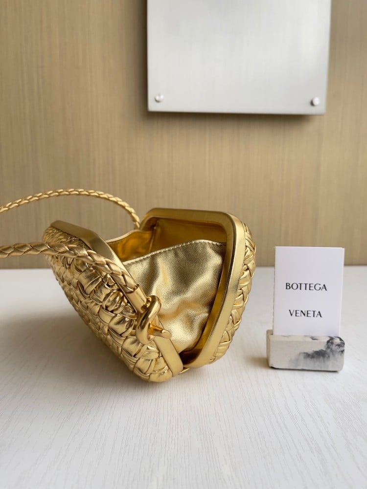 BOTTEGA