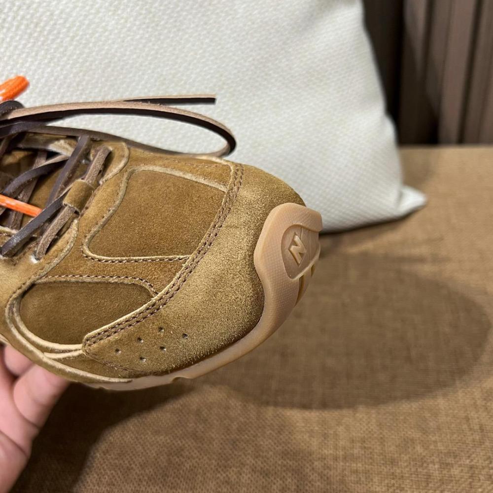 MIU MIU & New Balance
