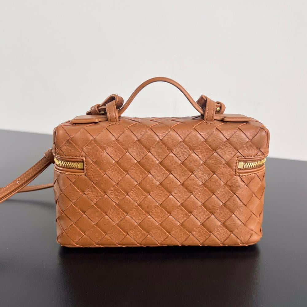 BOTTEGA