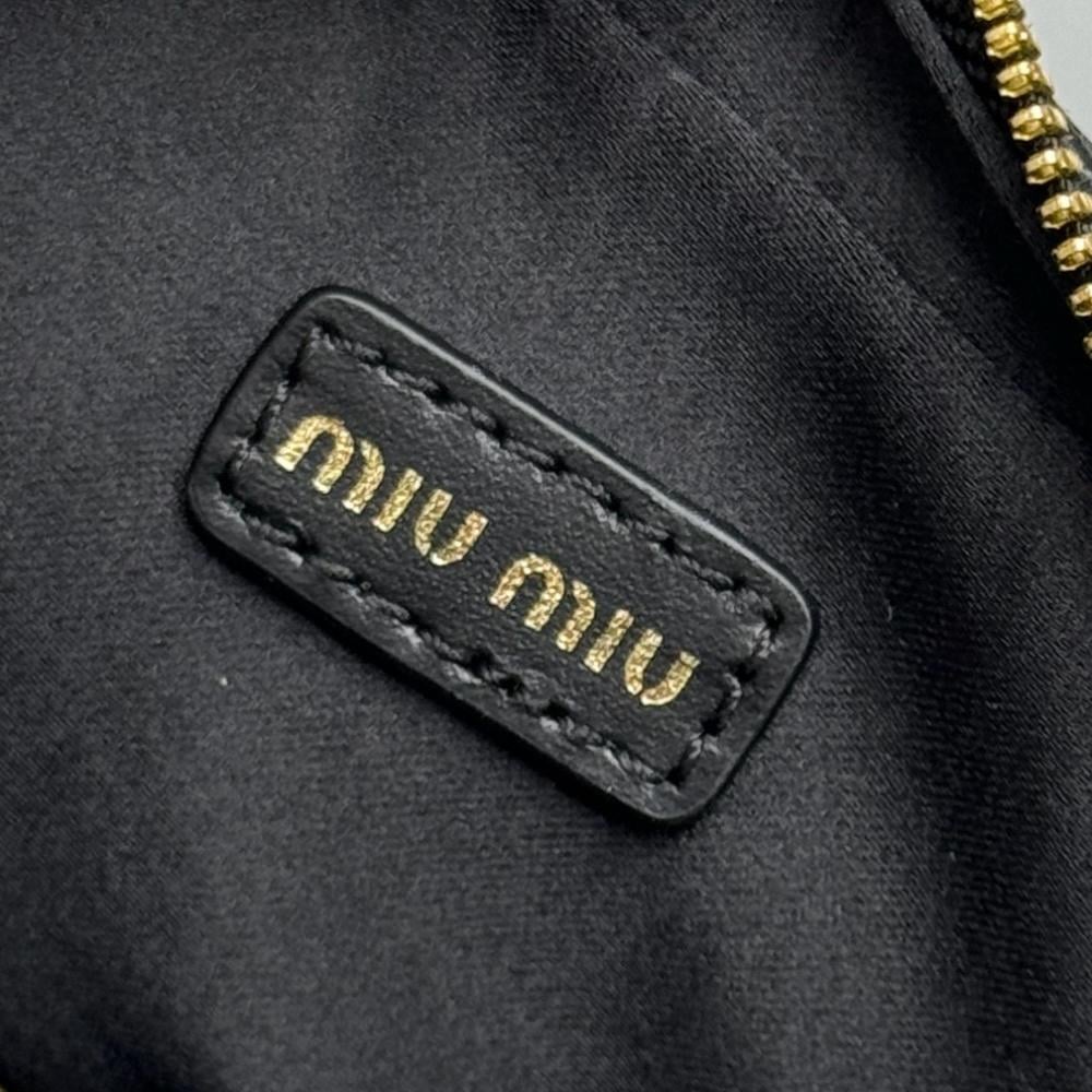 MIU MIU