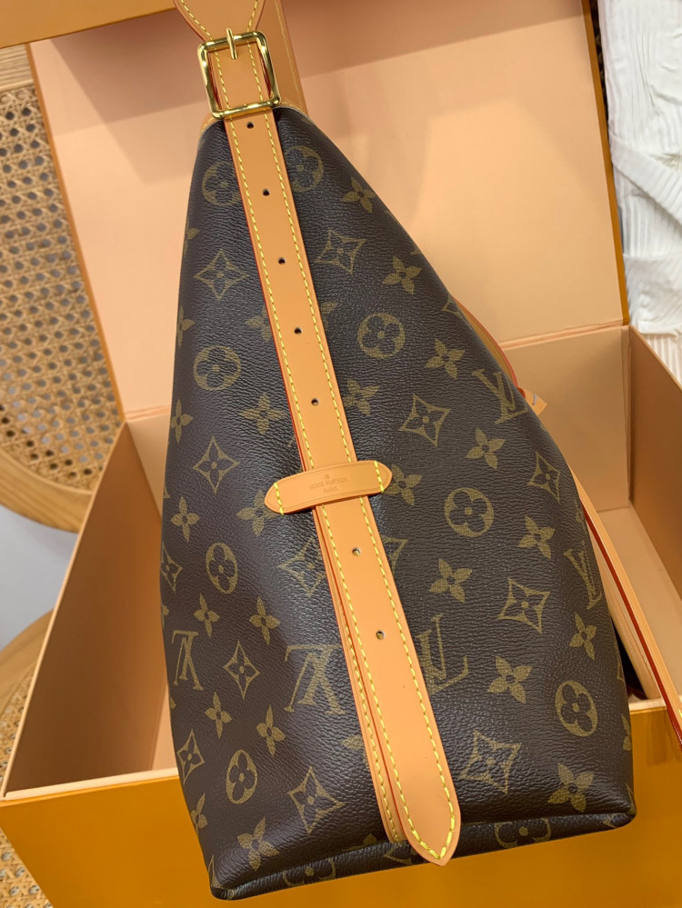 LOUISVUITTON-CARRYALL-