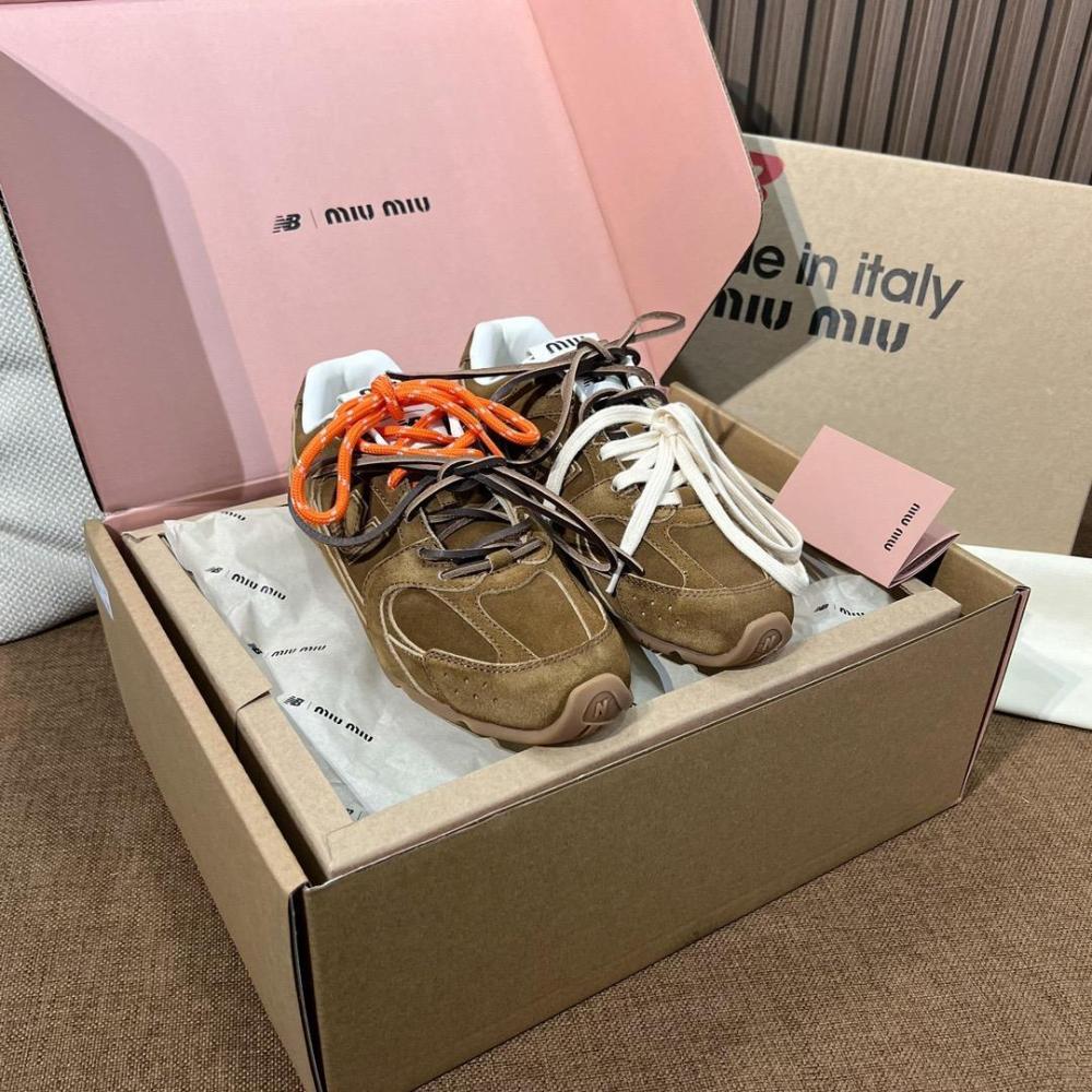 MIU MIU & New Balance